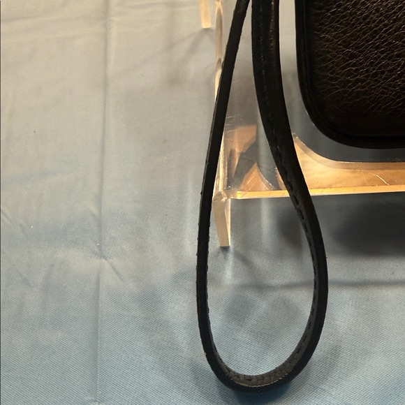 Coach Vintage Black Leather Wristlet Clutch with Cat Charm EUC but looks new - Picture 4 of 6